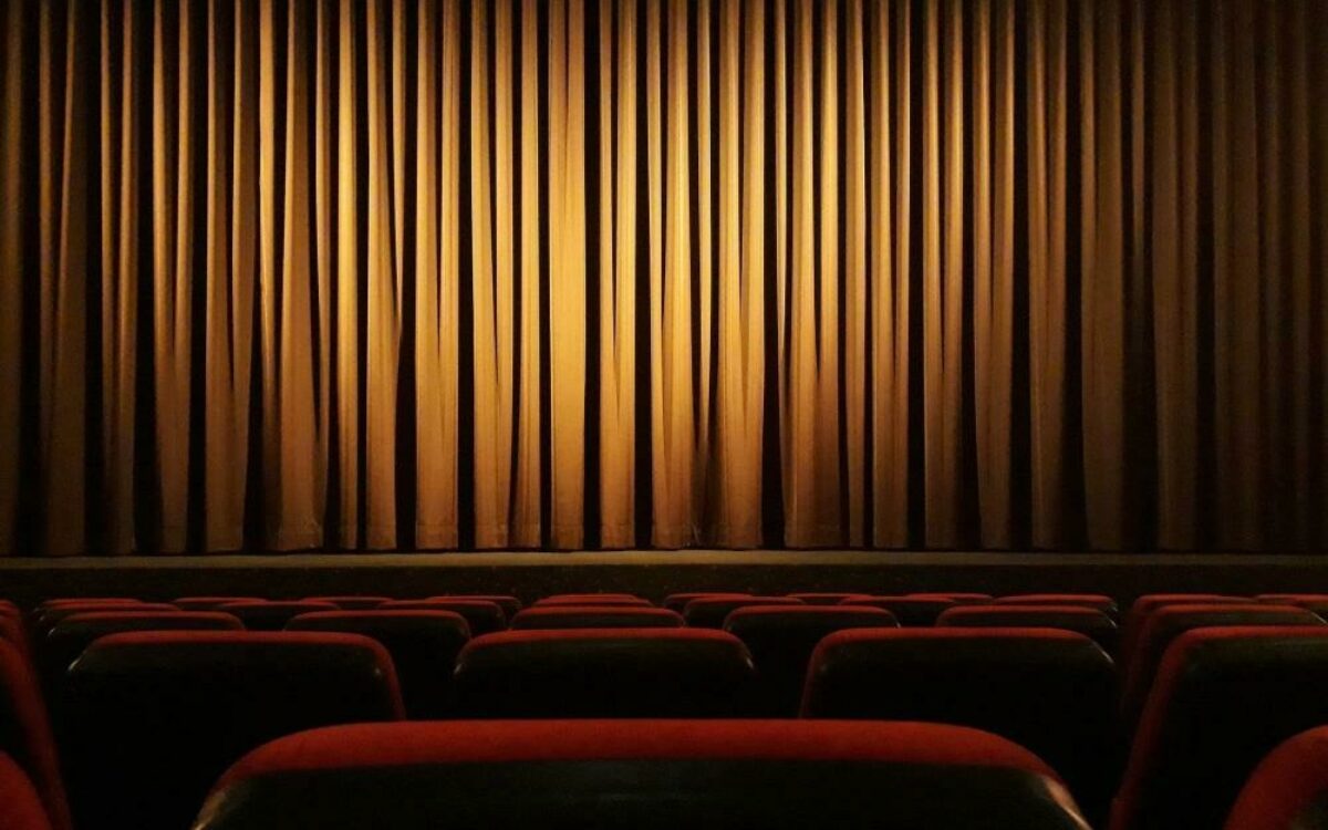 1606383752cinema 4609877 1920 1606383752cinema 4609877 1920